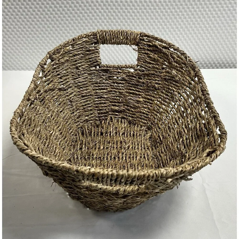 2 Vintage/Boho/Beach/Cottage Woven Seagrass Baskets Lot 🤍